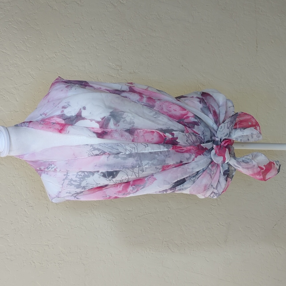 3/$20🌟 Accents by Lavello White Pink Semi-Sheer Chiffon Convertible Vest OS